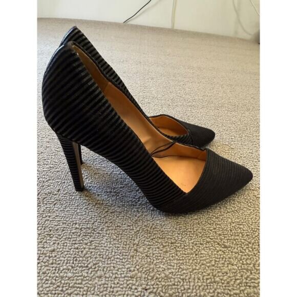 EXPRESS‎ Women's Size 8 Black Ribbed Pointed Toe D'Orsay Stiletto Heels - Picture 6 of 12